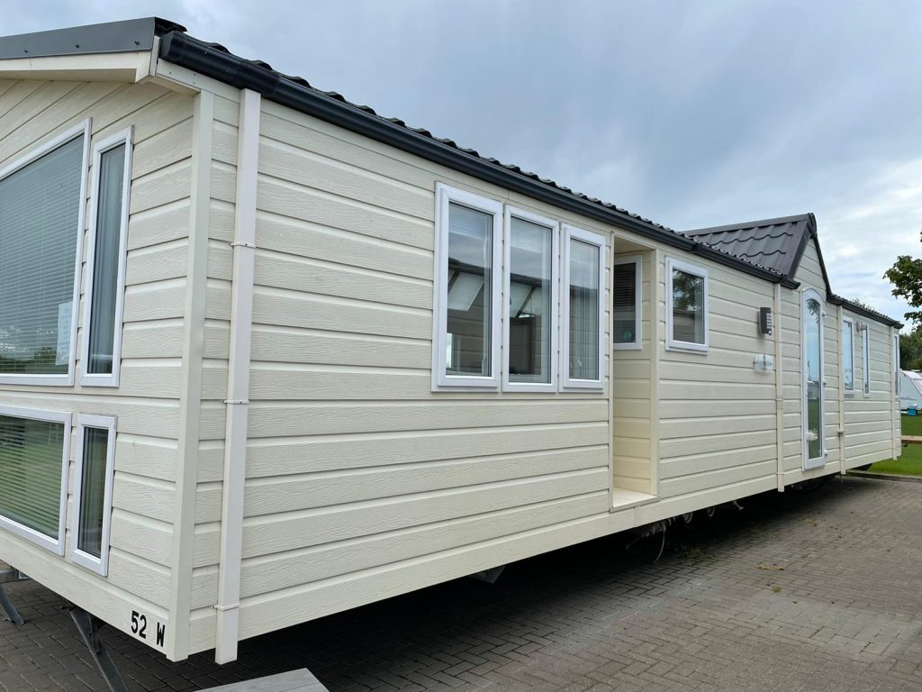 2009 Atlas Expression Seaside Leisure Parks