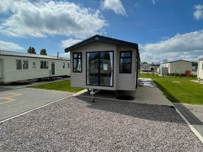 2022 Swift Burgundy (5)